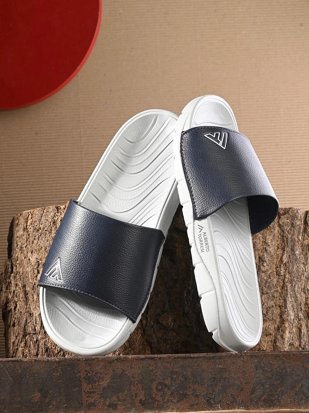 Alberto Torresi Mild Textured Sporty Slides