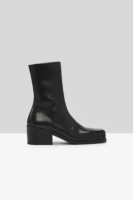 Cassello Tronchetto Leather Ankle Boot in Black