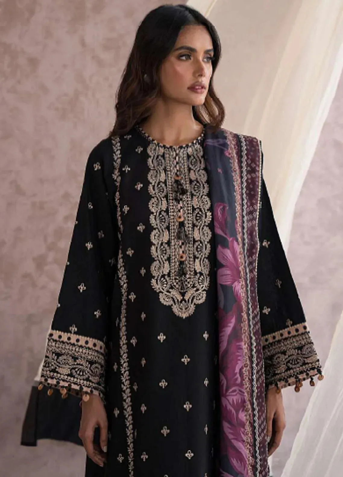 Dastak By Jazmin Unstitched Embroidered Khaddar 3Pc Suit D-06 Sharar