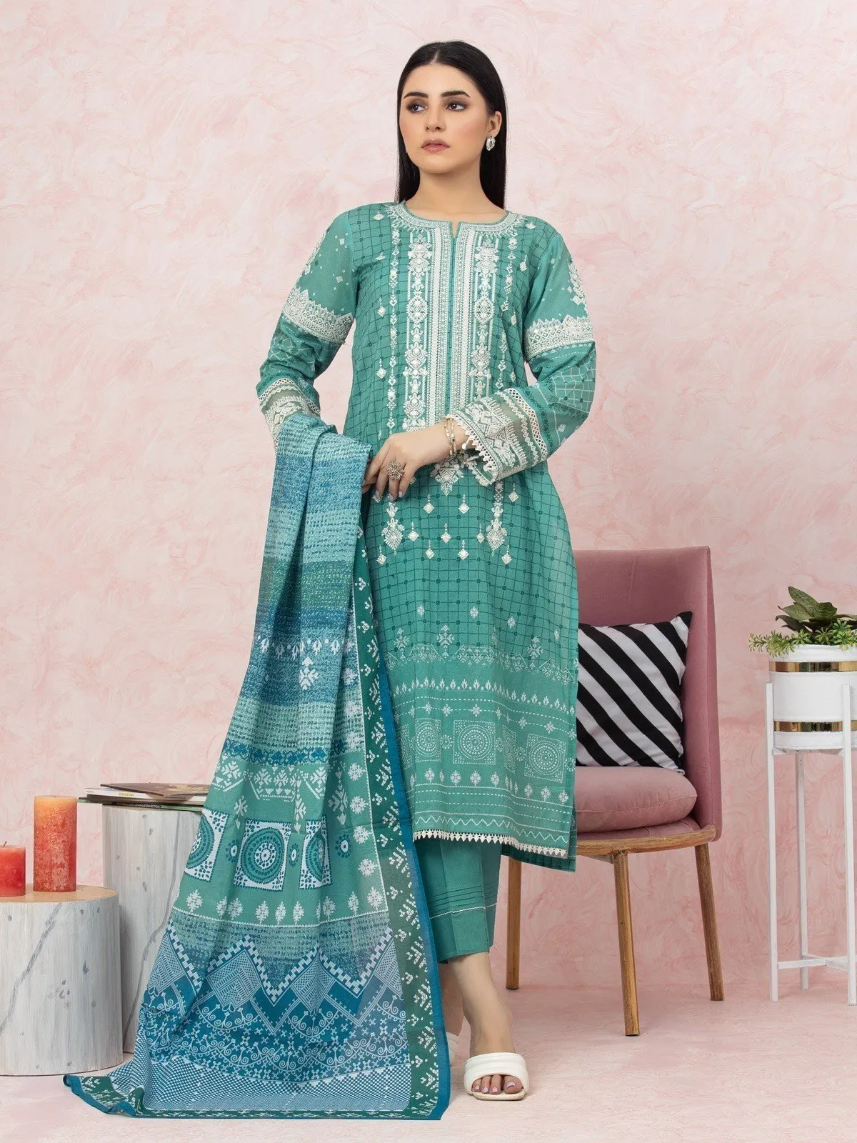 edenrobe Premium Unstitched Lawn 3Pc Suit EWU22V1-26613