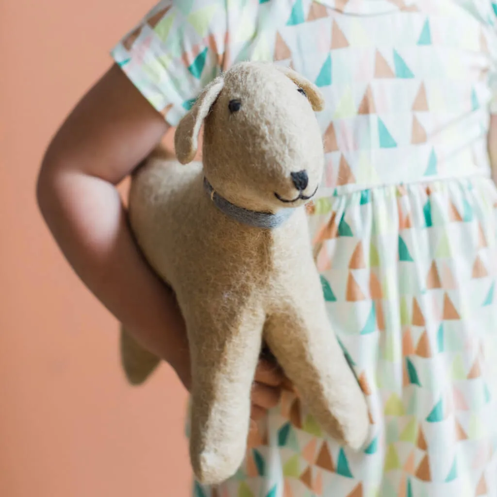 Hand Felted Golden Retriever - Large