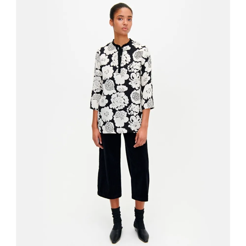 marimekko  |Flower Patterns Linen Cropped Medium Tunics