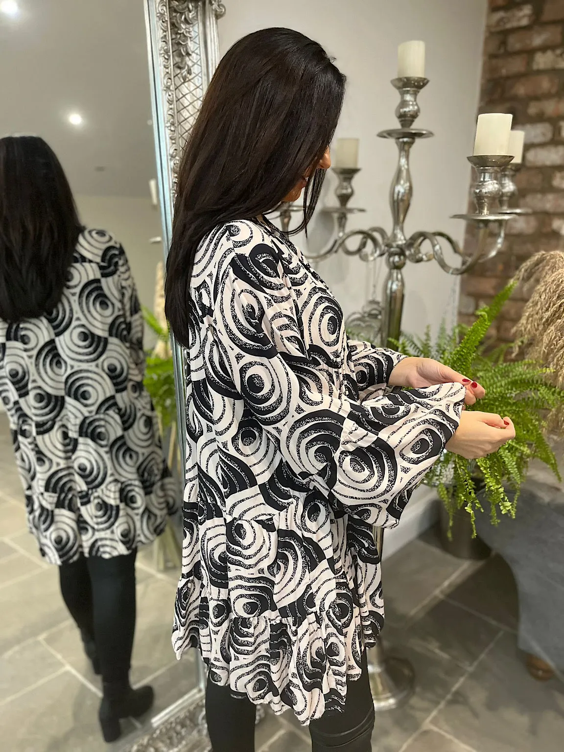 Tiered Circle Pattern Tunic Maura