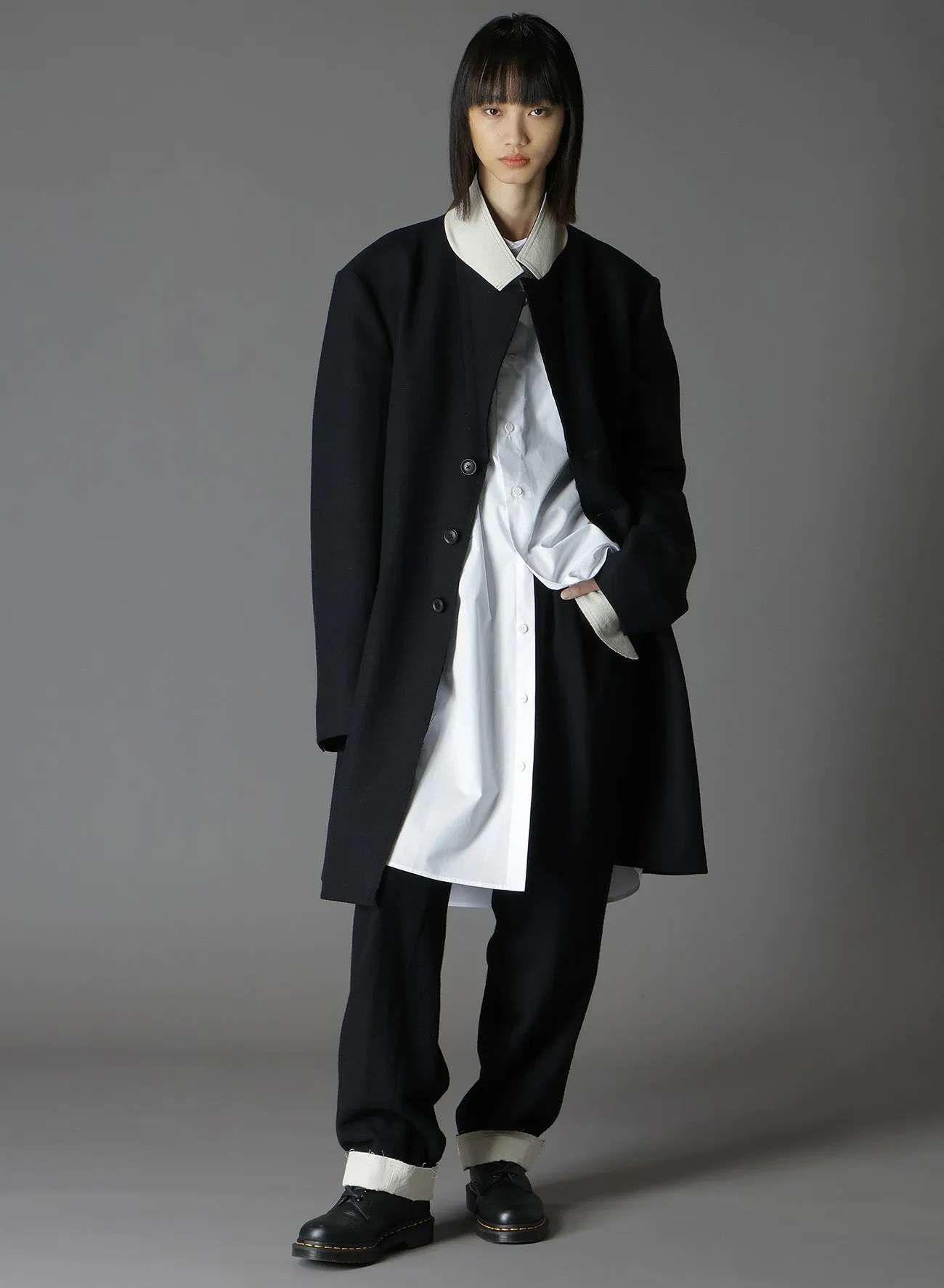 WOOL/NYLON FLANNEL TRIMMED LONG JACKET